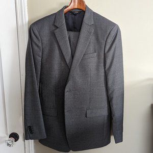 Banana Republic Men's Suit Jacket Grey Size 40R, Pants 32/23